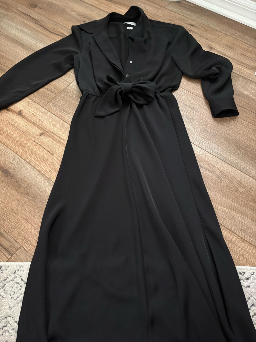 Aritzia Babaton Long Tie-Front Dress